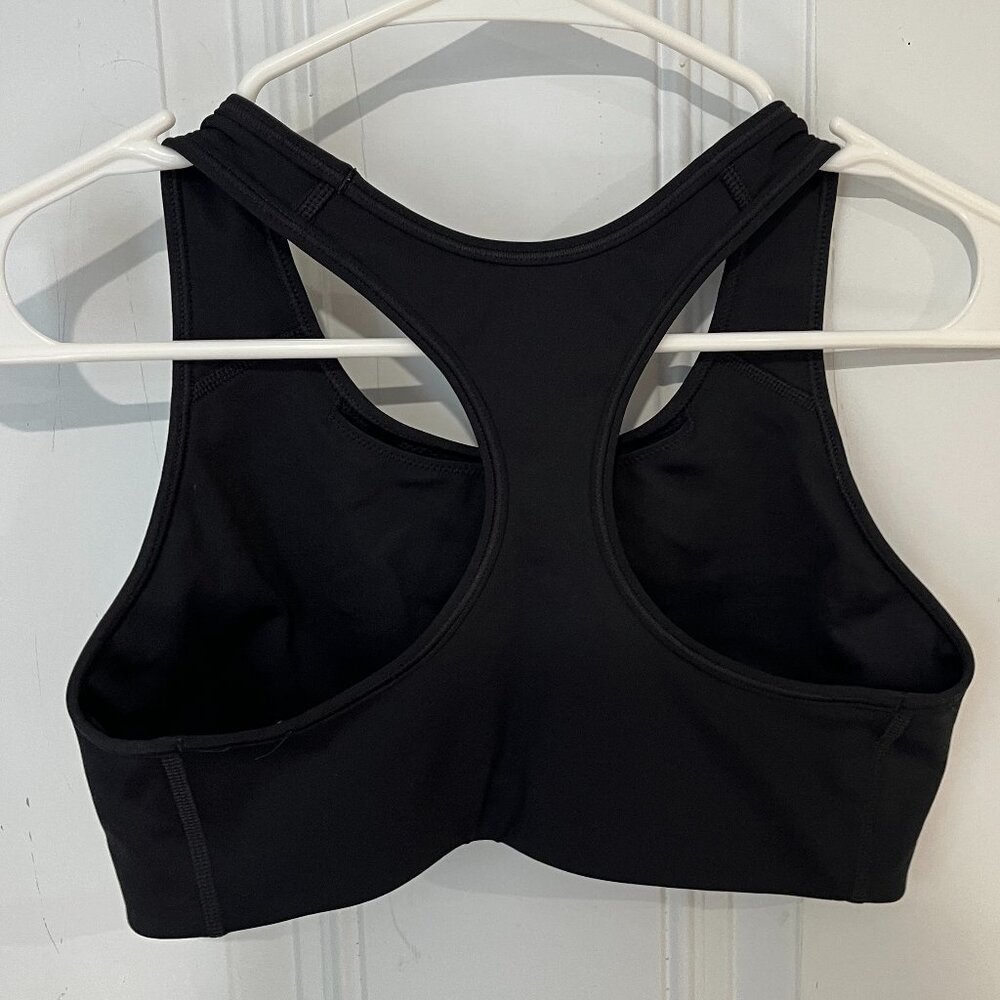 Nike Swoosh Sports Bra - Picture 3 of 4